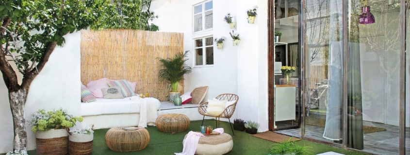 Maximiza tu espacio exterior con la estantería esquinera perfecta para jardines y terrazas