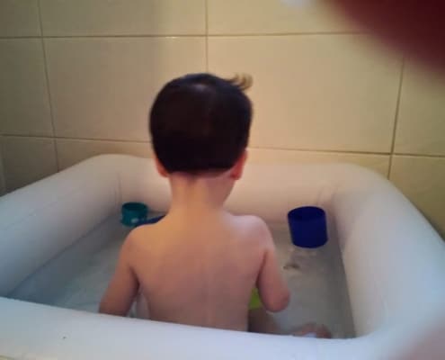 Bañera portátil para plato de ducha: la solución ideal para baños pequeños