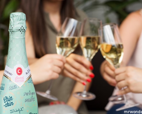 Champán a precios irresistibles: ¡disfruta de tus copas de burbujas favoritas sin gastar de más!
