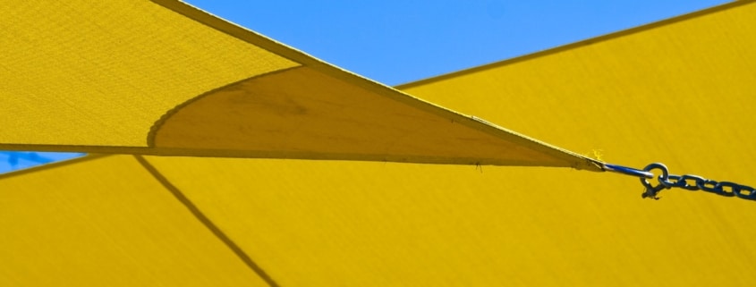 Toldo amarillo: La opción más vibrante y resistente para proteger tu espacio exterior