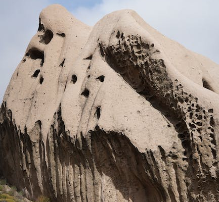 Descubre la majestuosidad de la Roca Victoria A5A9725C00 y su impactante belleza natural